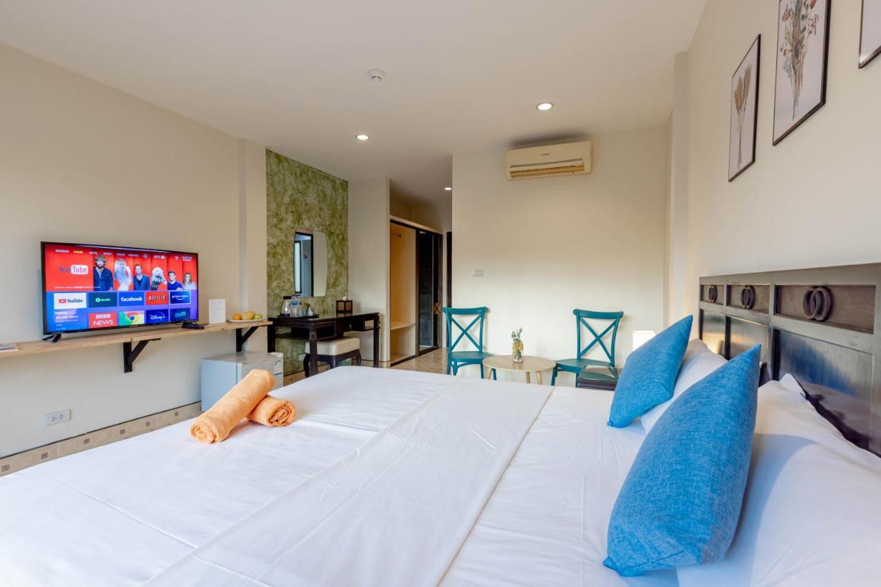Club22 Kamala Suites, 카말라 비치 외부 사진
