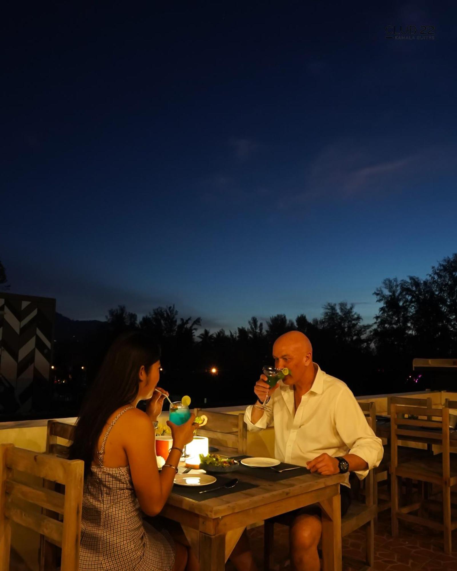 Club22 Kamala Suites, 카말라 비치 외부 사진